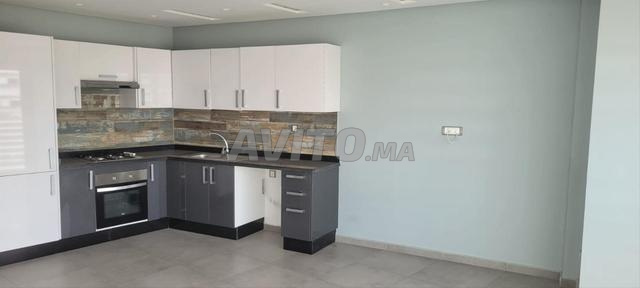 À LOUER très joli appartement vide à Riviera - 2