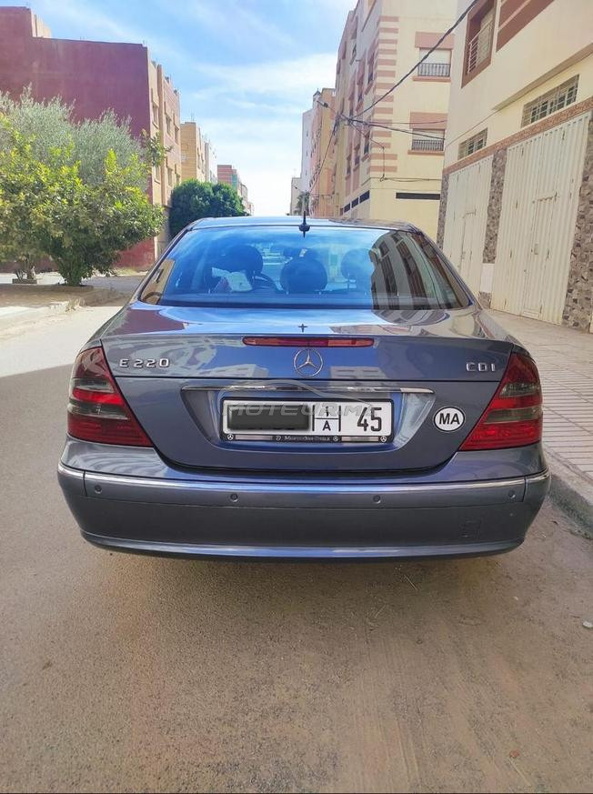 voiture E220 avantgarde n9aiya