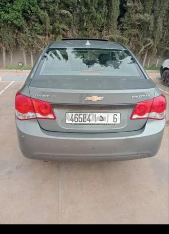 Chevrolet Cruze essence 2010 - 2