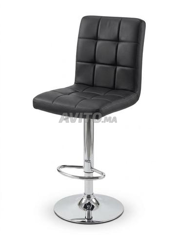 Tabouret de bar noir. - 2