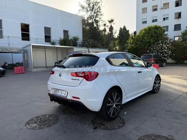 ALFA ROMEO 2021 automatique 57000 km - 2