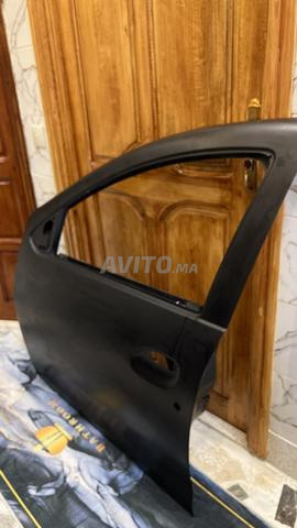 Porte avant conducteur pour Dacia Duster 2022