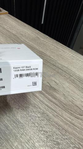XIAOMI MI 15T 256G 12G RAM NOIR / Vente en magasin - 2