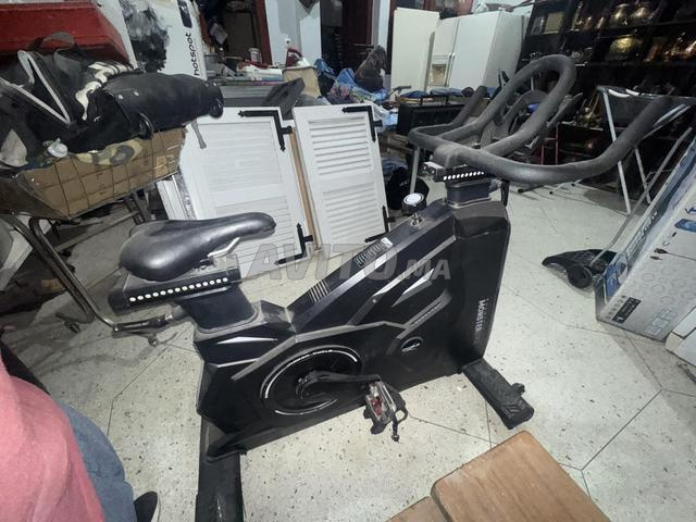 Vélo de spinning Monsterbike à vendre – Noir