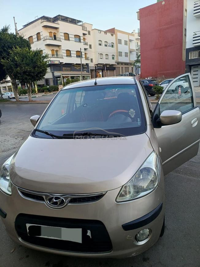hyundai10 tres bon etat, pret a rouller librement,