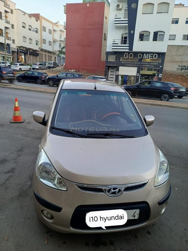 hyundai10 tres bon etat, pret a rouller librement,