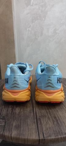 Hoka Clifton 8 نسائي - 2