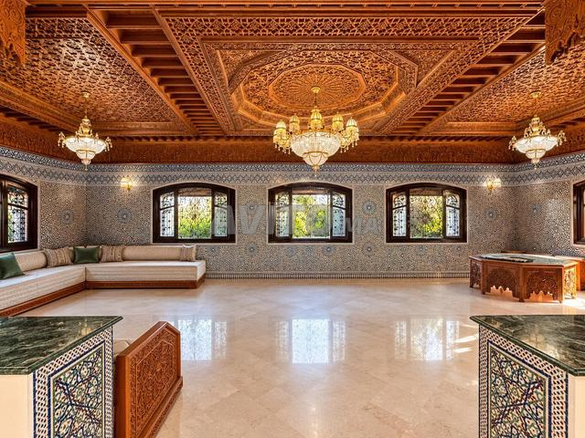 Villa de 637 m2 à Californie - Piscine & Hammam - 2