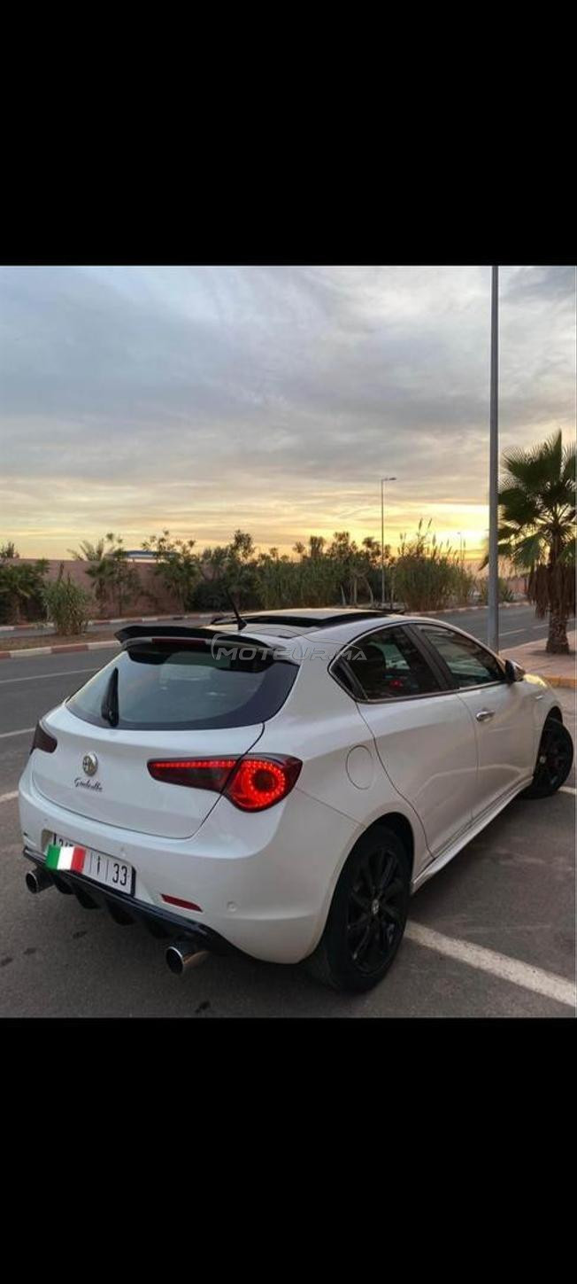 Alfa Roméo giuilleta sport en très bon état 
