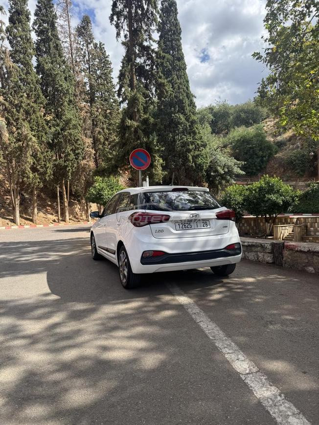 Hyundai i20 Diesel Manuelle 2020 à Béni Mellal