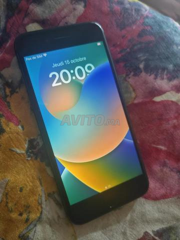 iPhone 8 / 256 Go - 2
