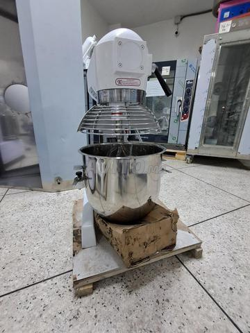 Batteur mélangeur Euroforni à vendre
