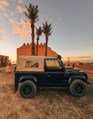 Land Rover Defender Disponible à Marrakech - 2