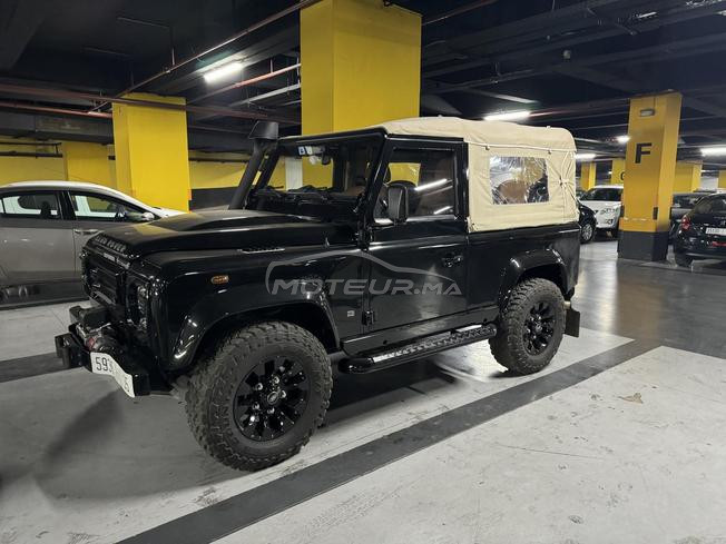 Land Rover Defender 2011