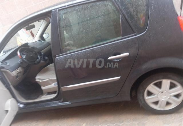 Renault Scenic - 2