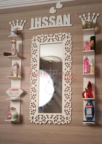 Miroir avec 2 étagères. Nom. 2 cœurs. 2 couronnes - 2