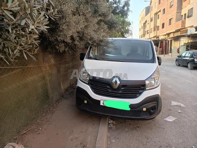 Renault Trafic - 2