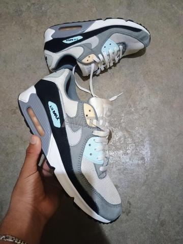 Nike Air Max originales propres Taille 42.5 Prix 580 dh - 2