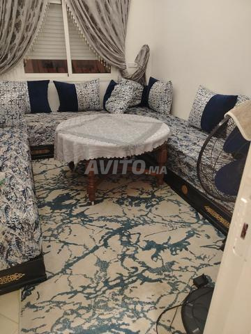 Je veux vendre le salon complet avec tapis