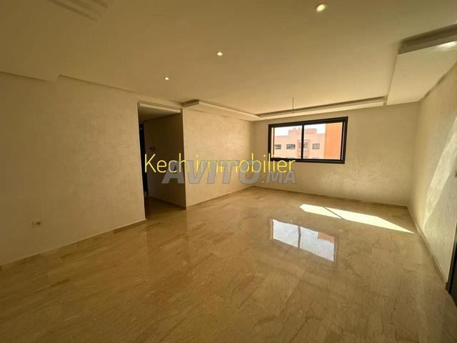 Joli appartement 2 chambres vide