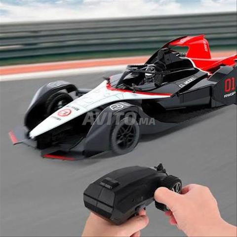 Voiture de Course Télécommandée Formule Électrique - 2