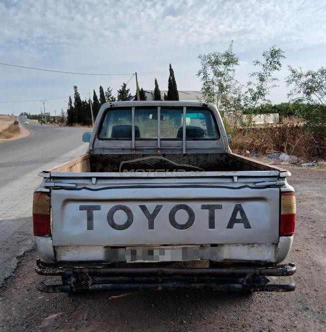 toyota hilux modèle 2001 premier man 