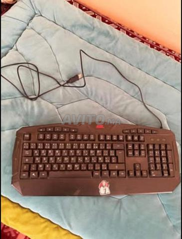 Clavier gaming RGB très bon état - 2