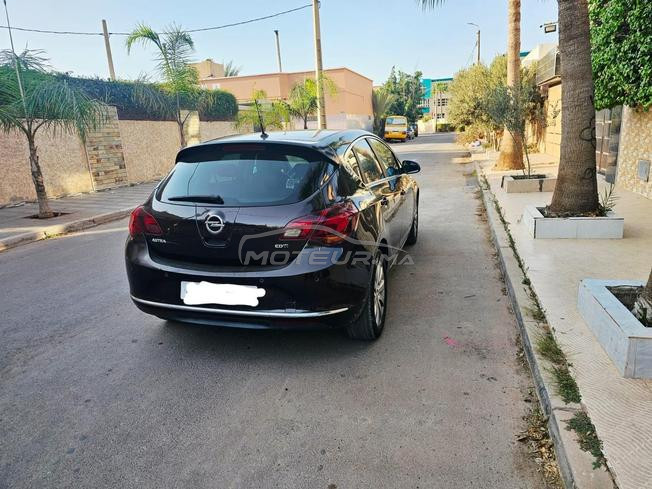 Opel Astra Diesel Manuelle 2015 à Agadir