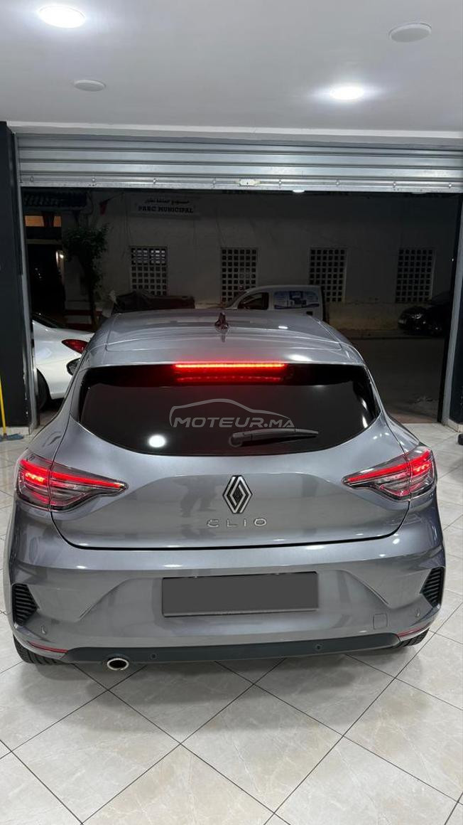 Renault Clio Diesel Manuelle 2024 à Tétouan