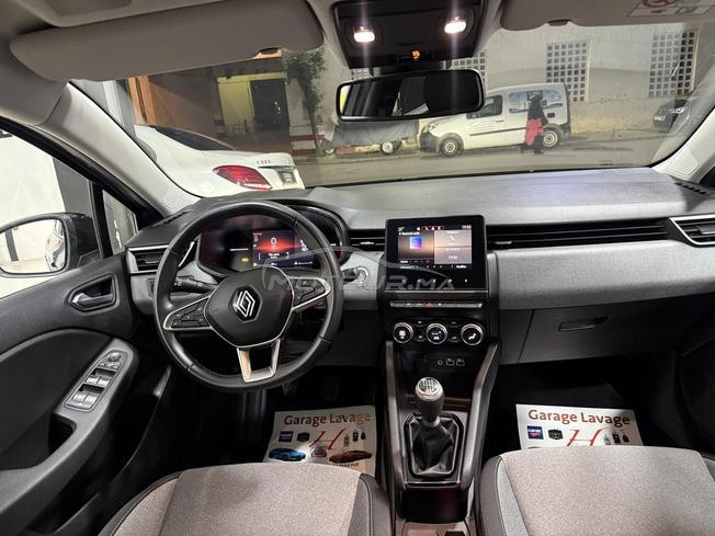 Renault Clio Diesel Manuelle 2024 à Tétouan