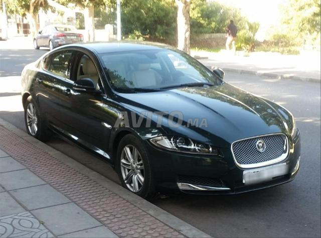 Jaguar XF 2.2L 190cv très bon état - 2