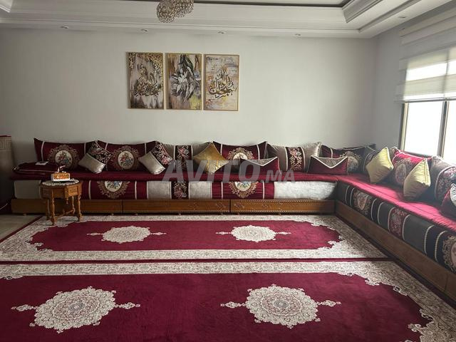 Salon moderne à vendre, très bonne qualité