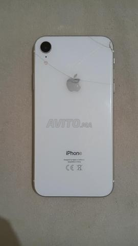 iPhone XR 64Go