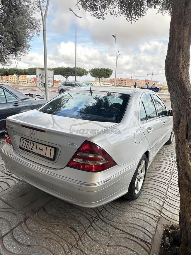 Mercedes-Benz 220 Diesel Automatique 2006 à Nador