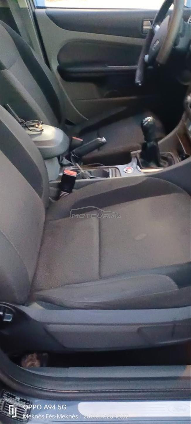 je met ma ford focus à vendre 
