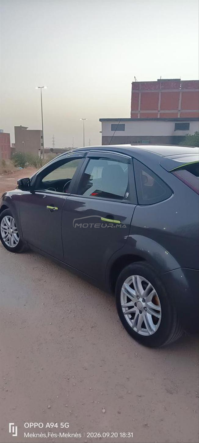 je met ma ford focus à vendre 