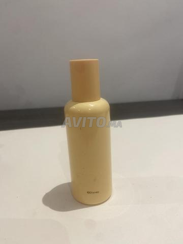عطر مستعمل بحالة جيدة جداً - 2