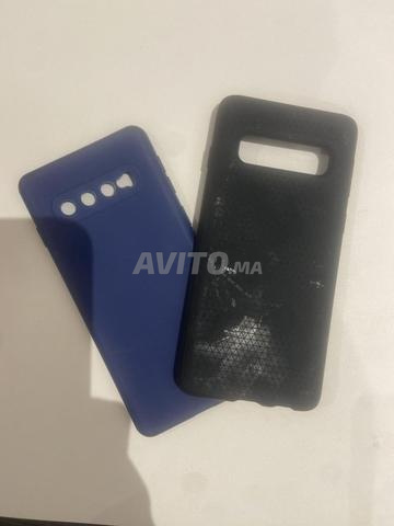 Pochettes Samsung s10 Très bon état