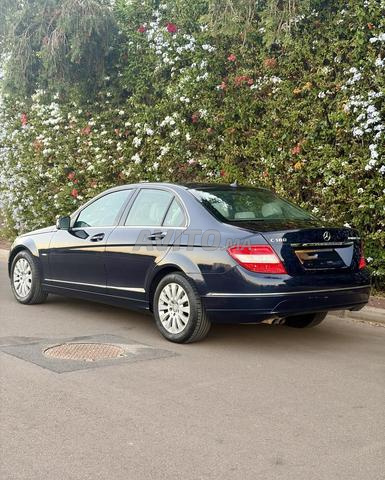 MERCEDES C180 Essence MODÈLE 2008 - 2