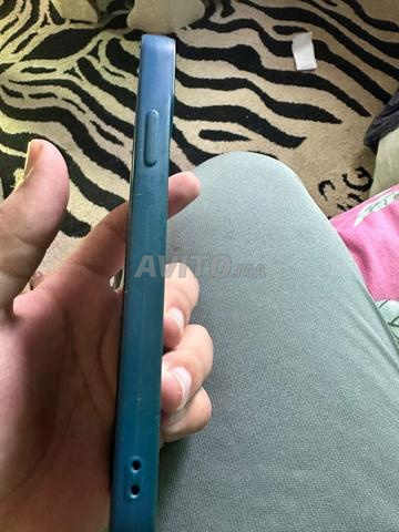À vendre iPhone XR en bon état - 2