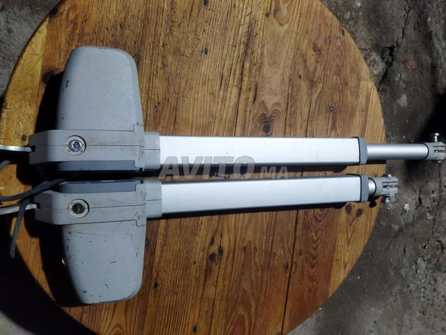 Moteur Somfy Ixengo JS 230