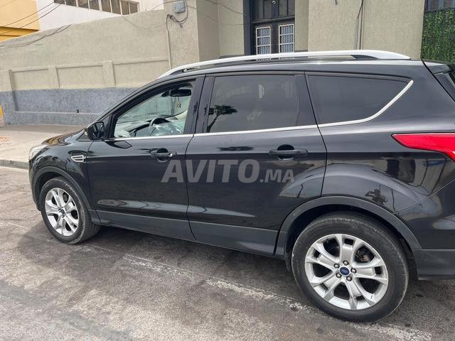 Ford Kuga ST LINE - 2