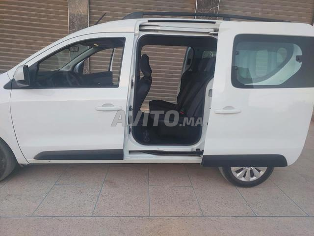 Renault Express Diesel Manuelle 2023 à Fès - 2
