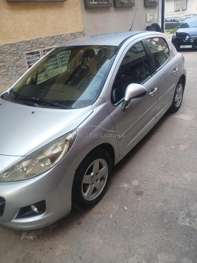 peugeot 207 module 2013 très bon état fes