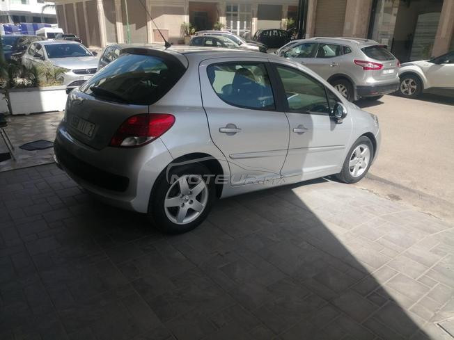 peugeot 207 module 2013 très bon état fes