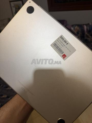 Macbook air m2 256go gold 37 cycles - 2