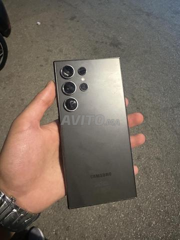 Samsung S24 Ultra 256 12 neuf 0 rayures