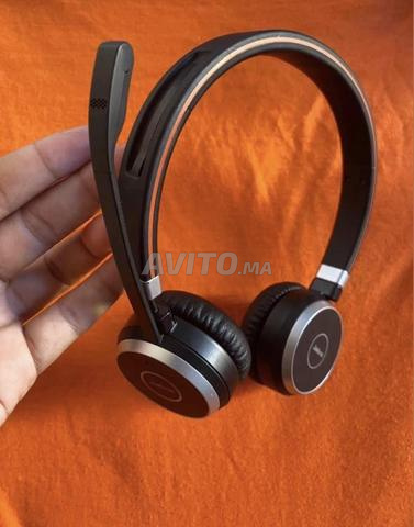 Casque neuf fonctionnant via Bluetooth ou câble USB - 2
