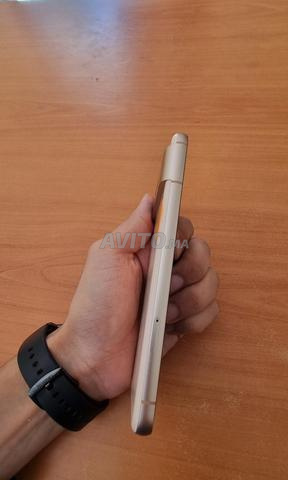 Google Pixel 8 - 2