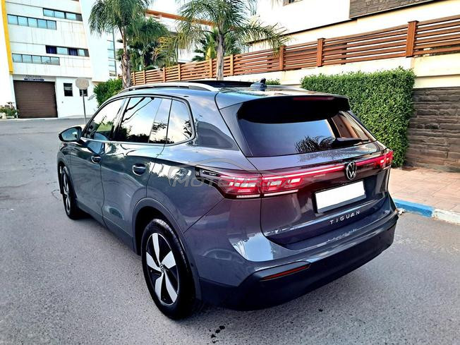 Volkswagen Tiguan 1ére main tout option 09/2025